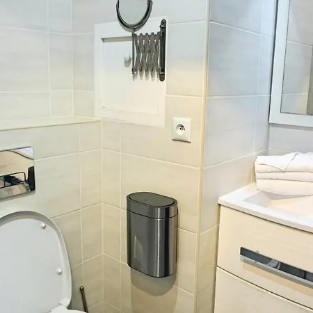 Apartment 365, 4 Personnes, Vue Mer By Palmazur Cannes